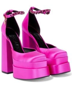 chaussures de luxe escarpins a plateforme medusa aevitas en satin rose de versace